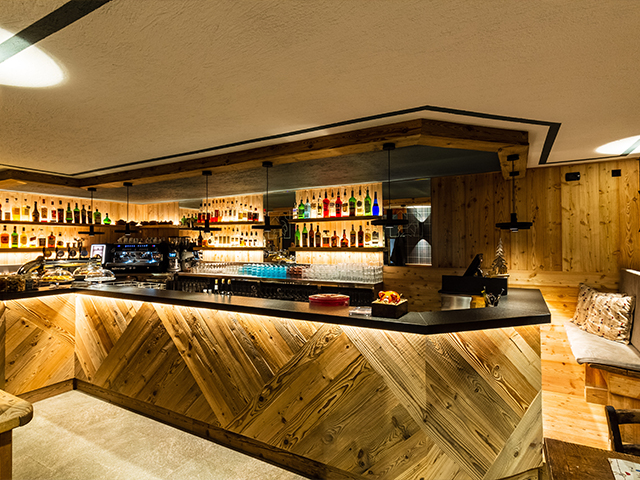 Metzelet Bar